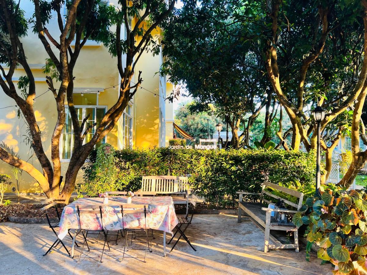 Jardin De Mangue Pakchong Hotel Exterior photo